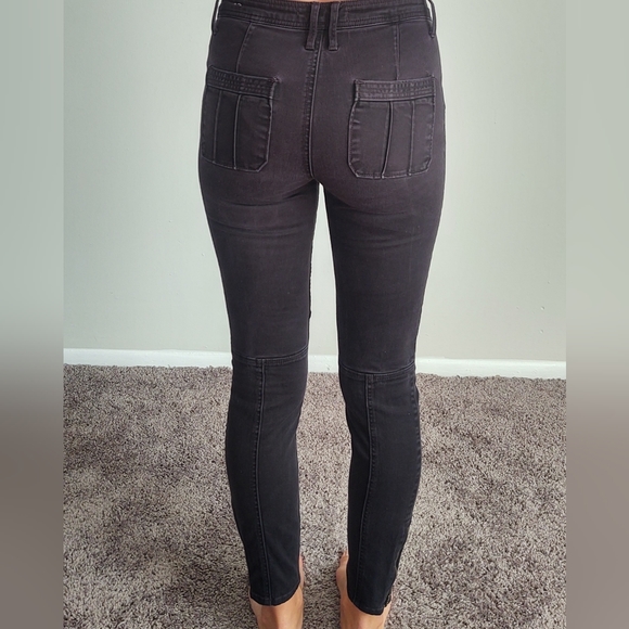 Abercrombie Black Skinny Jeans w/ Zipper Ankle, Waist Buttons - Picture 3 of 8